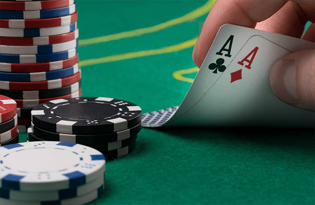 Bật mí vài kinh nghiệm giúp bạn chơi Poker hiệu quả hơn nhiều